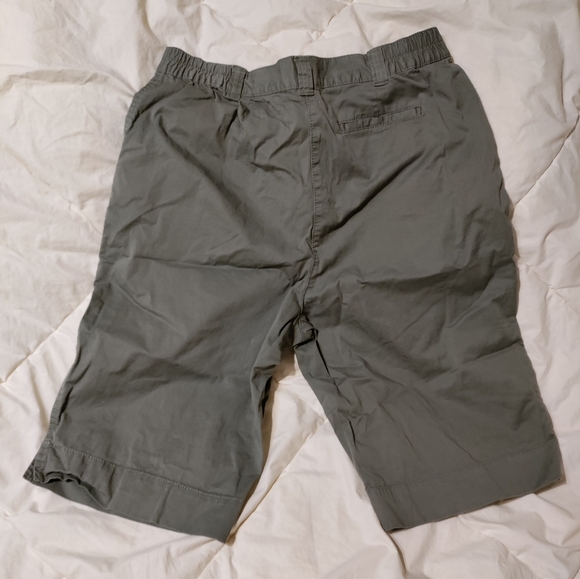 Karen Scott loose fit Bermuda shorts - Picture 2 of 7